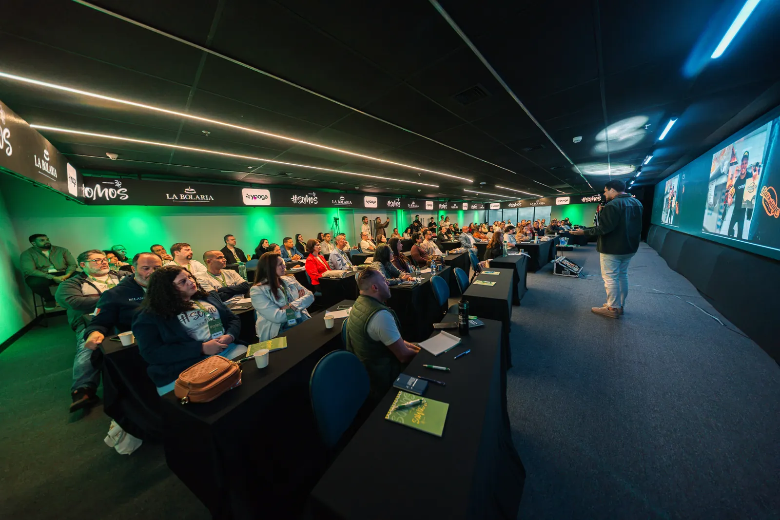 Sala de evento corporativo